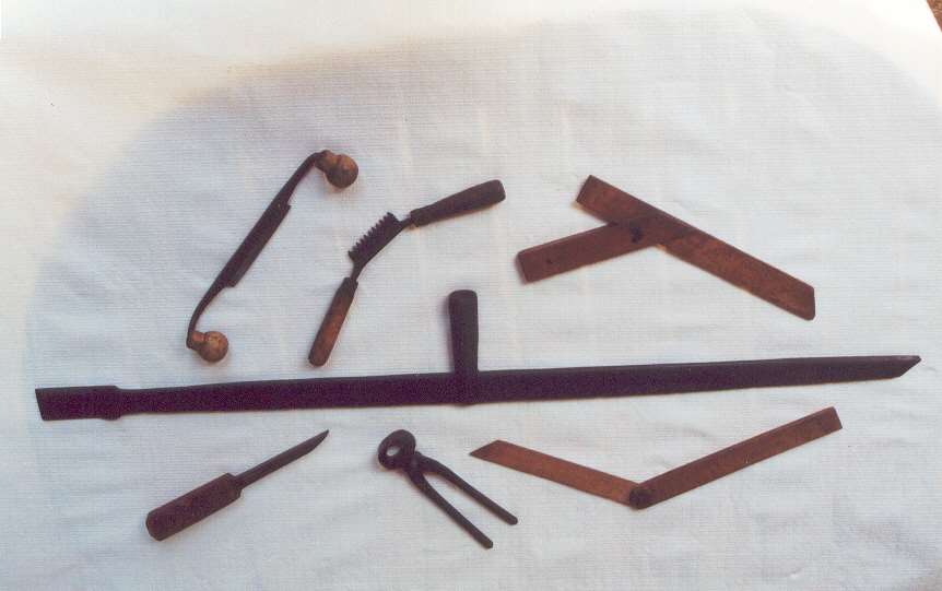 Divers outils de charpentier